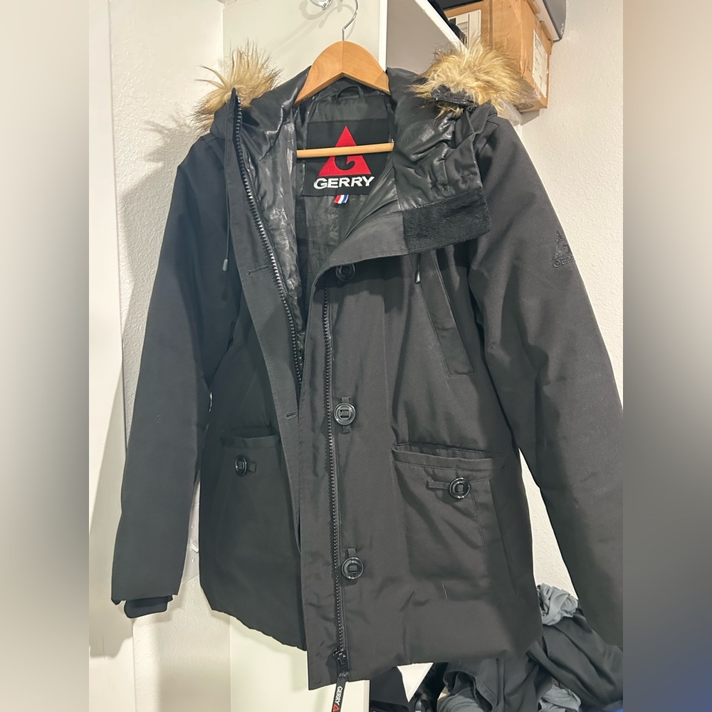 Gerry Weber Black Ski & Snow Jacket with Fur Trim